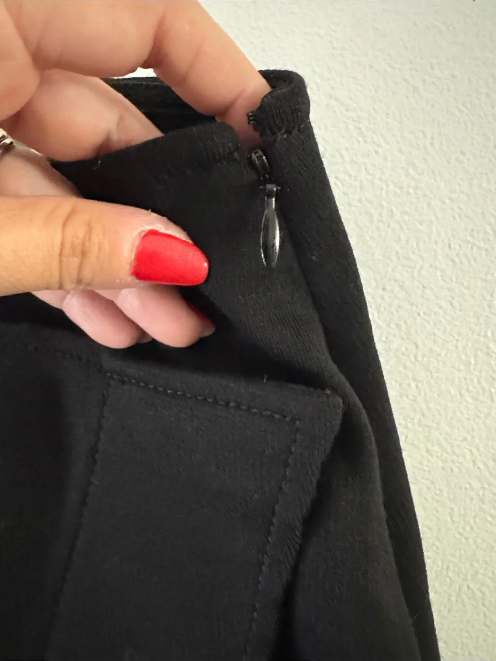 St. John Black Wrap-Detail Pencil Skirt Sz 8